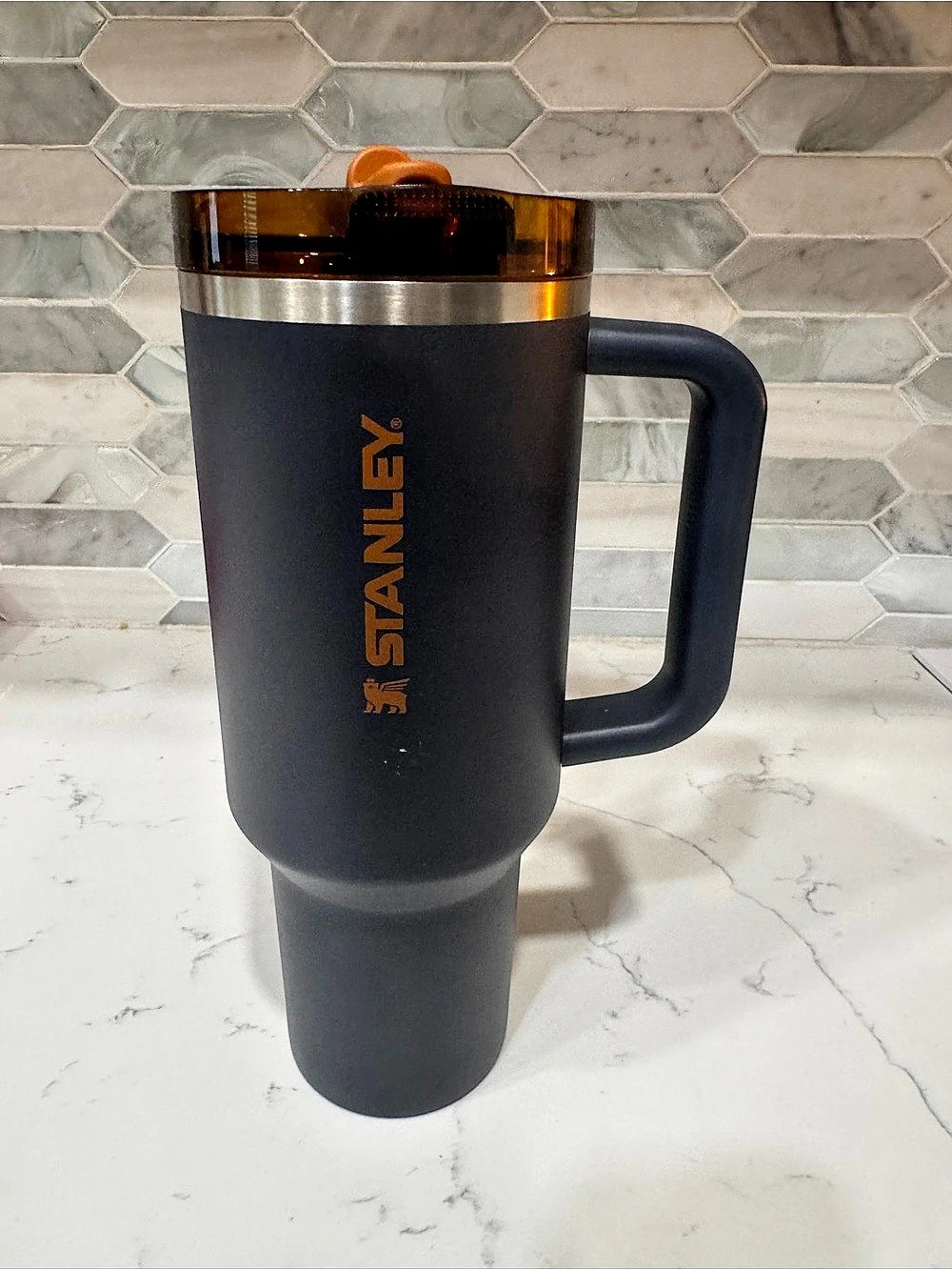 Stanley Quencher H2.0 FlowState Tumbler Black Tumbler
